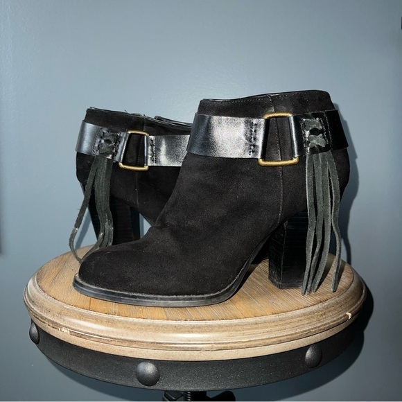 Kensie Mabella Ankle Booties - Picture 2 of 9